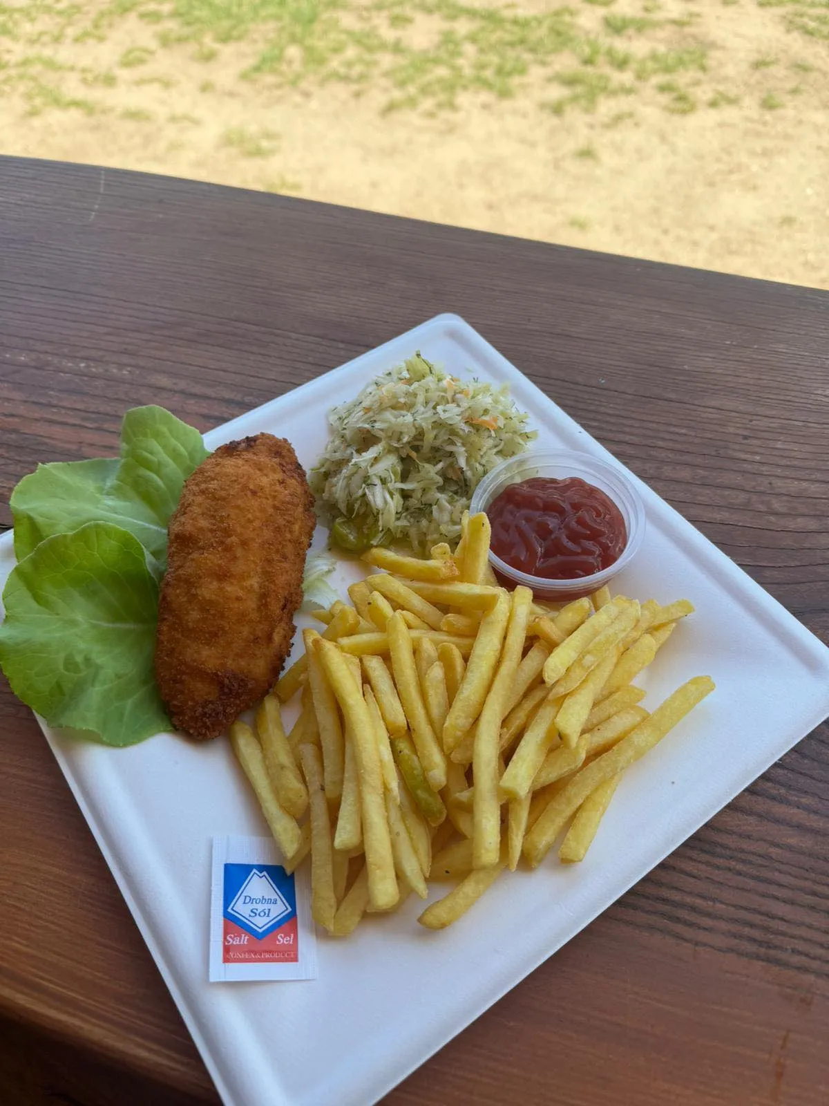 Kotlet schabowy z frytkami